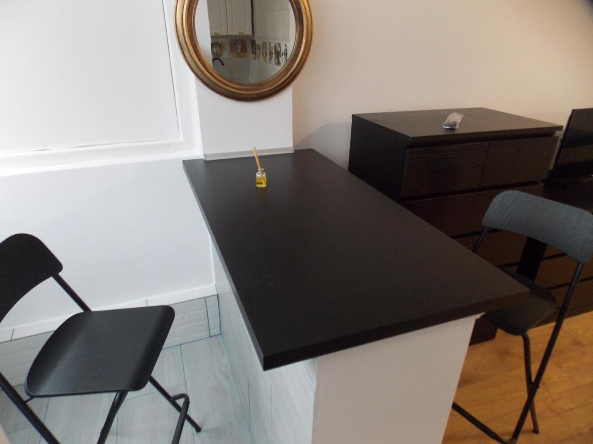 Apartmán Garsoniera Moderna Bukurešť Exteriér fotografie